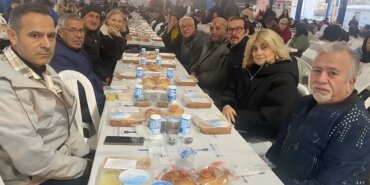 Funda-Erdemir-Necat-Hepkon-Mahallesi-iftarinda-mahalleliyle-bulustu-featured